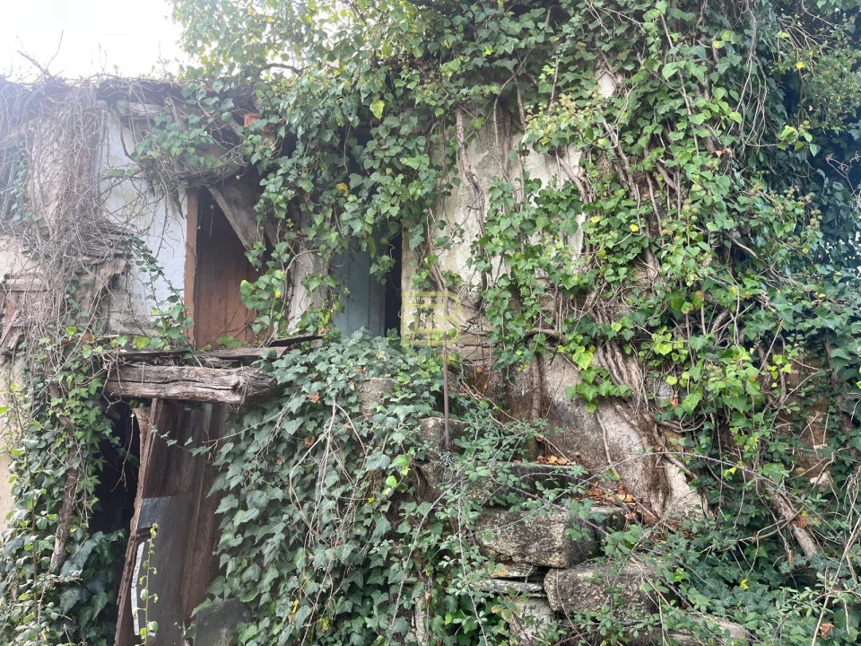 Moradia T3 para Venda em Sobreira Foto 8