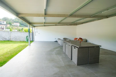 Moradia T3 para Venda em Moreira de Conegos