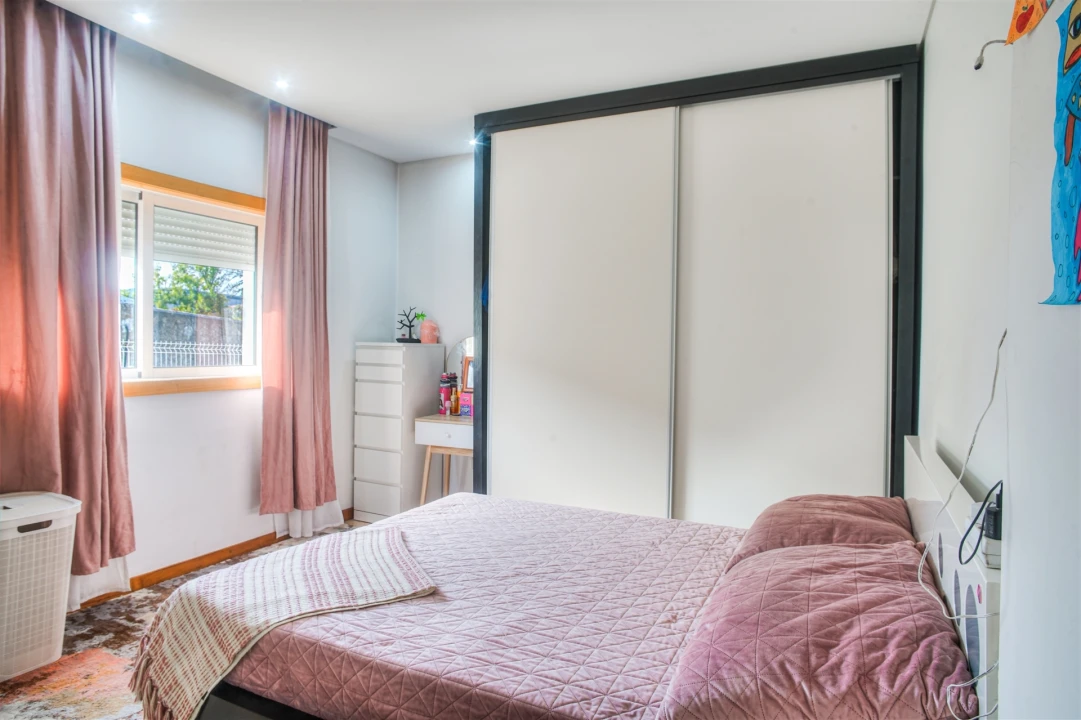 Moradia T3 para Venda em Moreira de Conegos Foto 9