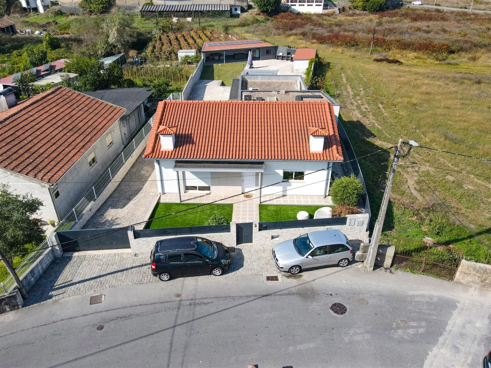 Moradia T3 para Venda em Moreira de Conegos Foto 29