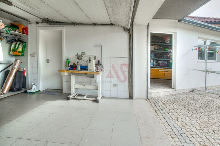 Moradia T3 para Venda em Moreira de Conegos Foto 34