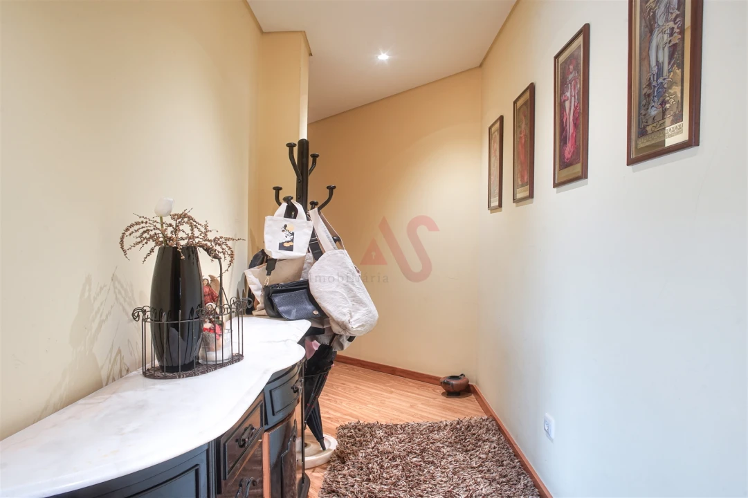 Apartamento T3 para Venda em Caldas de Vizela (São Miguel e São João) Foto 3