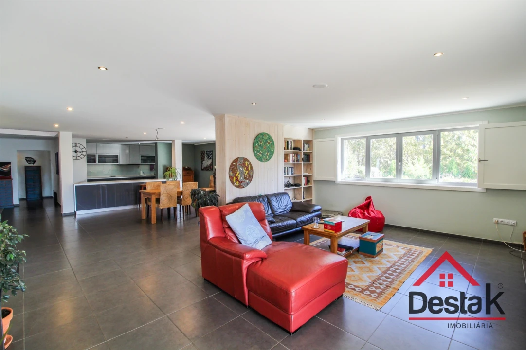 Moradia T5 para Venda em Santa Cruz da Trapa e São Cristóvão de Lafões Foto 12