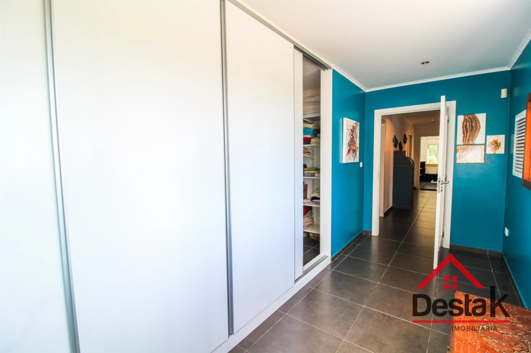 Moradia T5 para Venda em Santa Cruz da Trapa e São Cristóvão de Lafões Foto 28