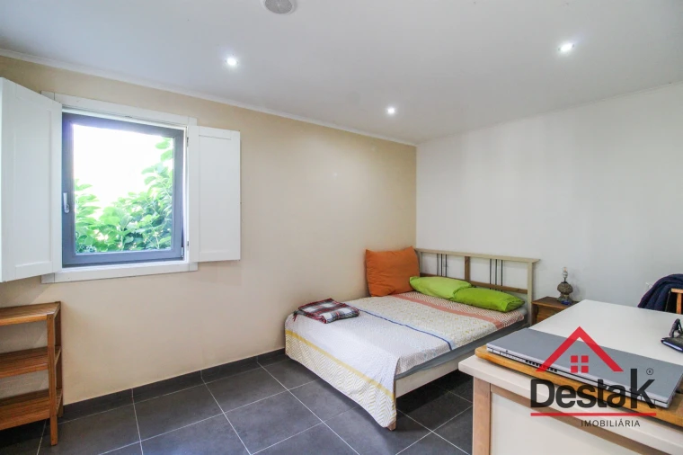 Moradia T5 para Venda em Santa Cruz da Trapa e São Cristóvão de Lafões Foto 24