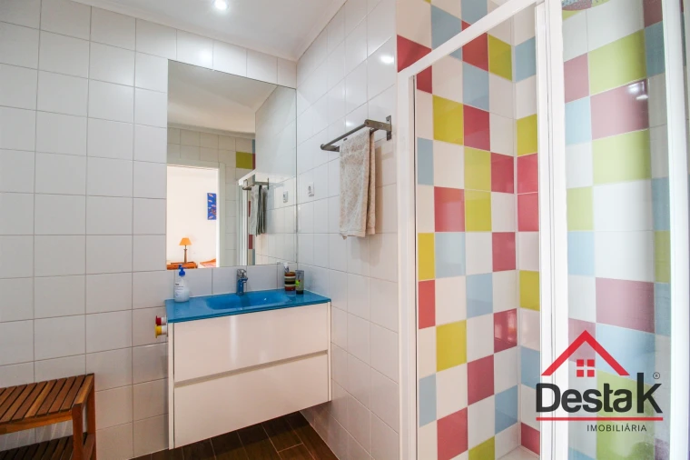 Moradia T5 para Venda em Santa Cruz da Trapa e São Cristóvão de Lafões Foto 46