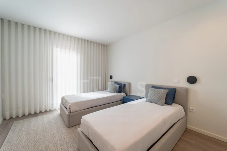 Apartamento T1 para Venda em Azurem Foto 8