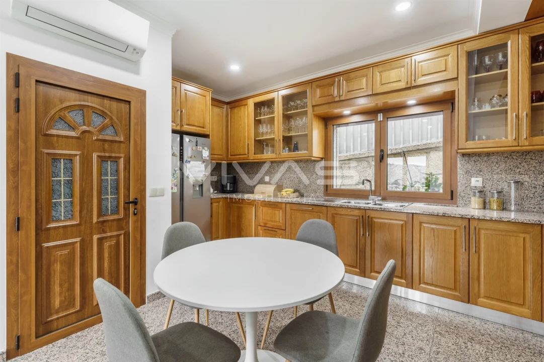 Moradia T3 para Venda em Sande, Vilarinho, Barros e Gomide Foto 9