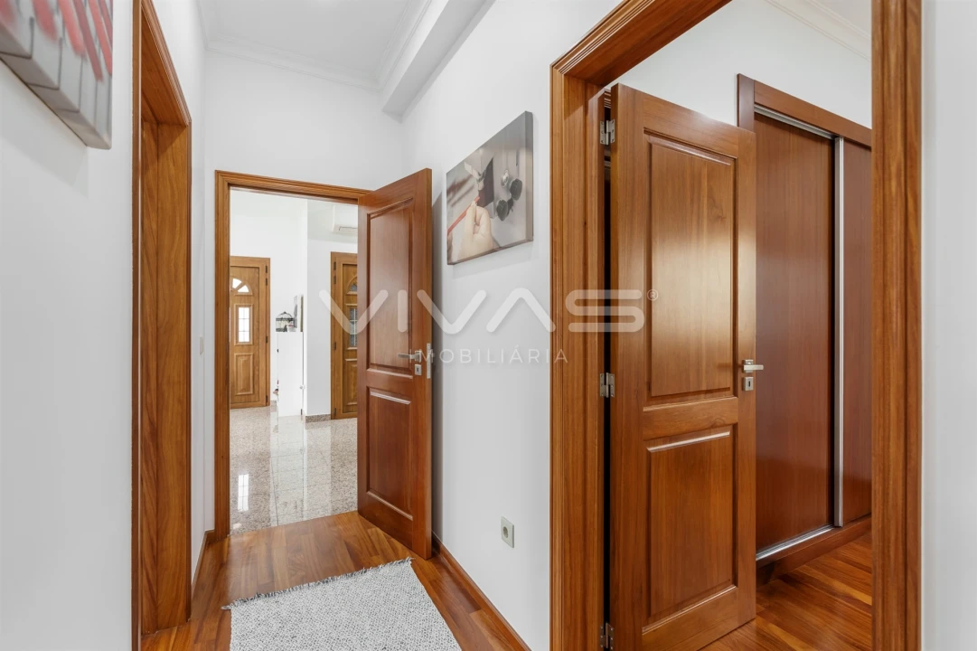 Moradia T3 para Venda em Sande, Vilarinho, Barros e Gomide Foto 22