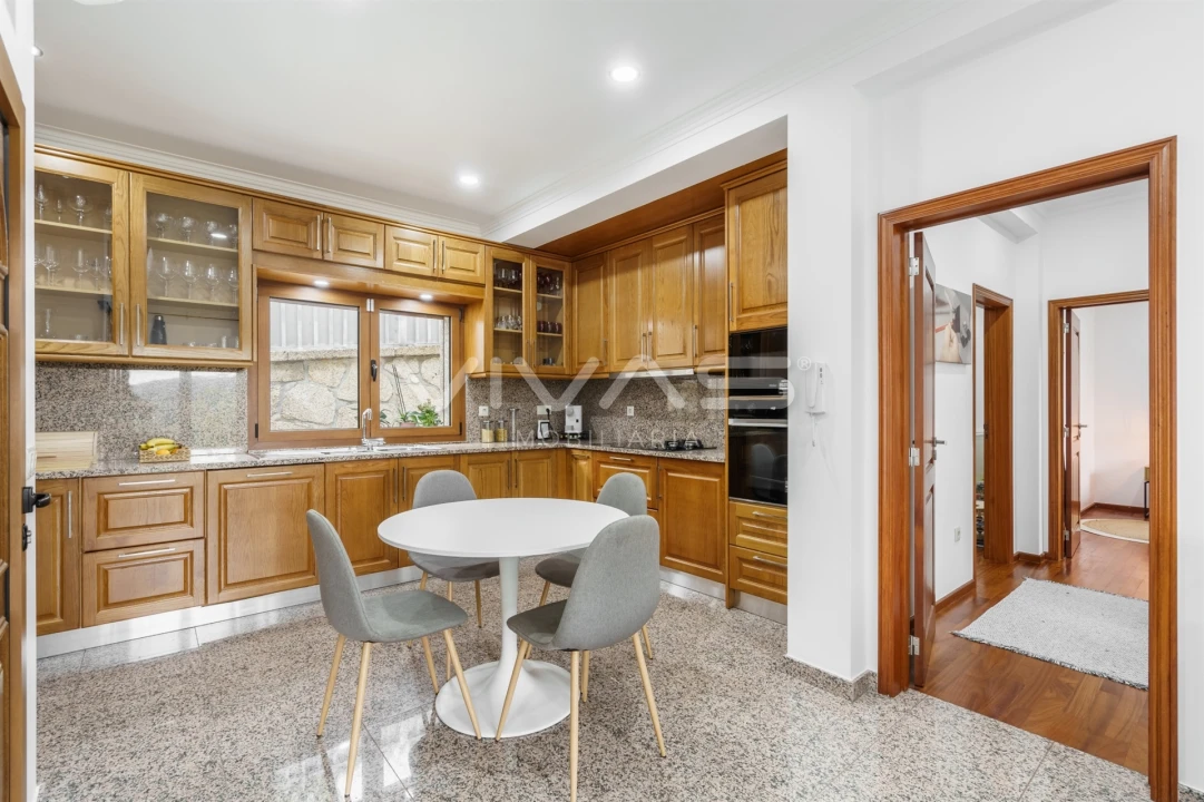 Moradia T3 para Venda em Sande, Vilarinho, Barros e Gomide Foto 5