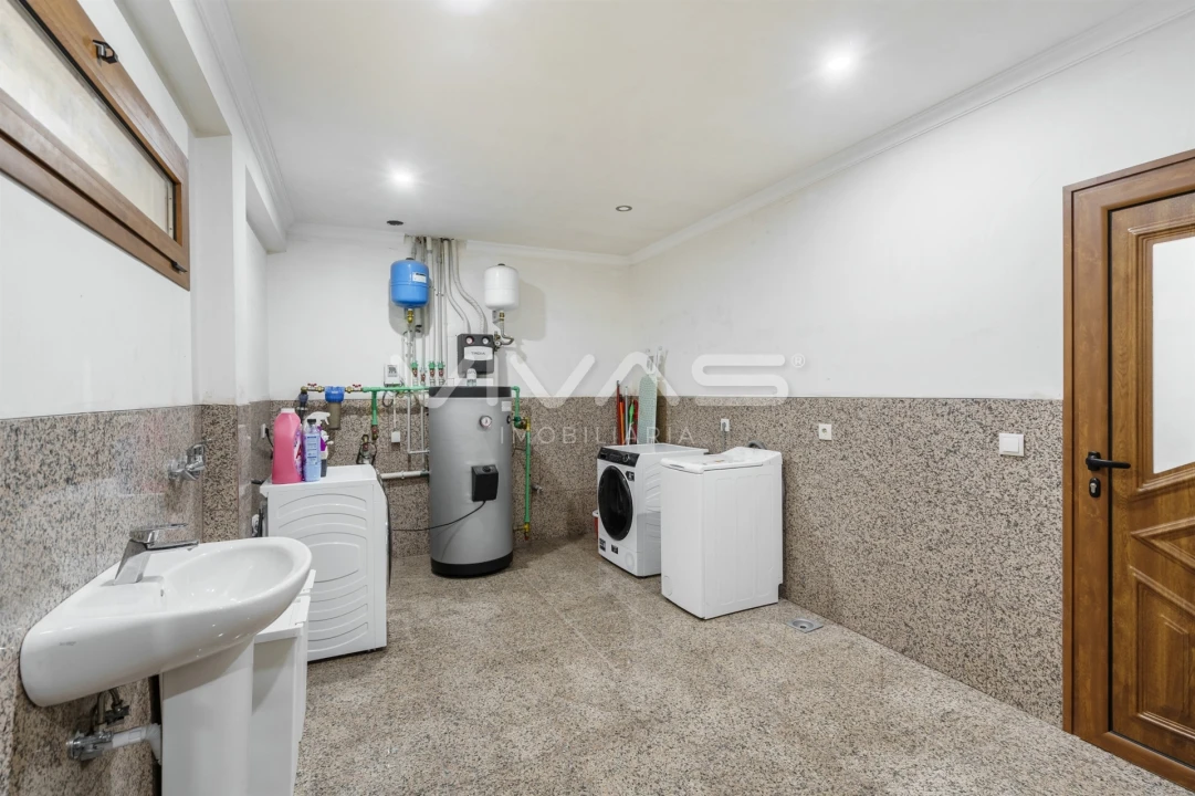 Moradia T3 para Venda em Sande, Vilarinho, Barros e Gomide Foto 26