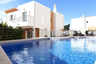 Moradia T3 para Venda em Albufeira e Olhos de Água