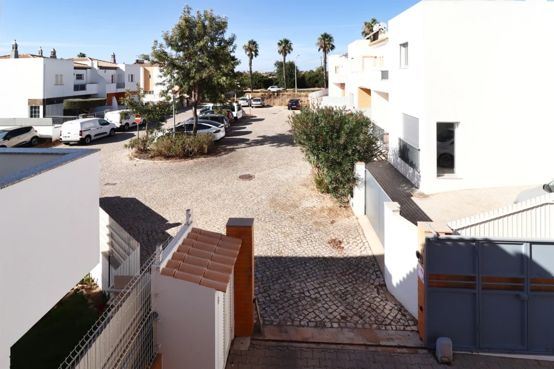 Moradia T3 para Venda em Albufeira e Olhos de Água Foto 44