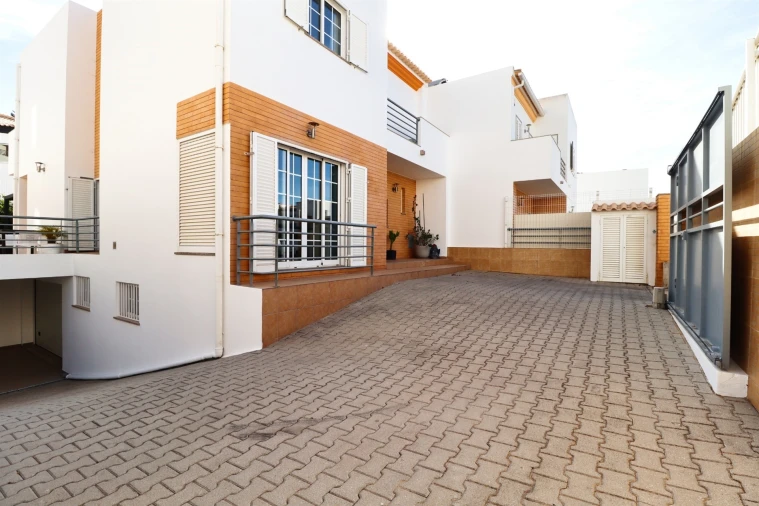Moradia T3 para Venda em Albufeira e Olhos de Água Foto 12