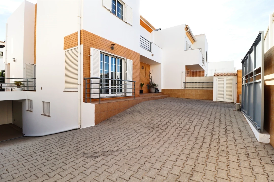 Moradia T3 para Venda em Albufeira e Olhos de Água Foto 12