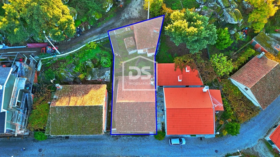 Moradia T3 para Venda em Cedães Foto 2