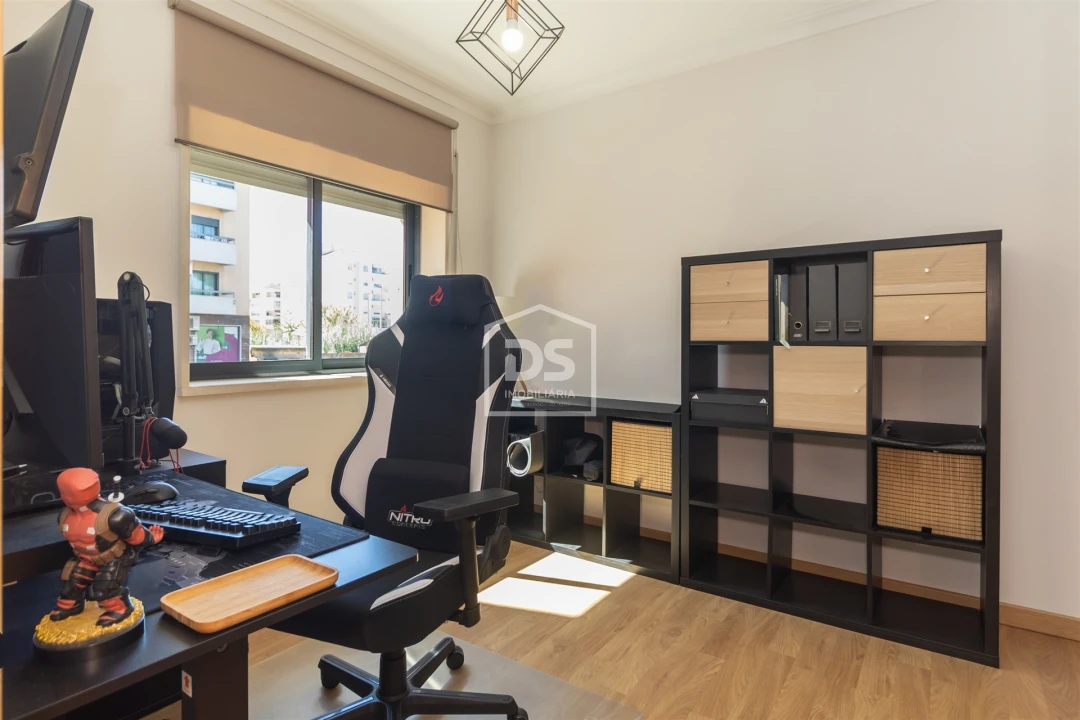 Apartamento T3 para Arrendamento em Alto do Seixalinho, Santo André e Verderena Foto 31