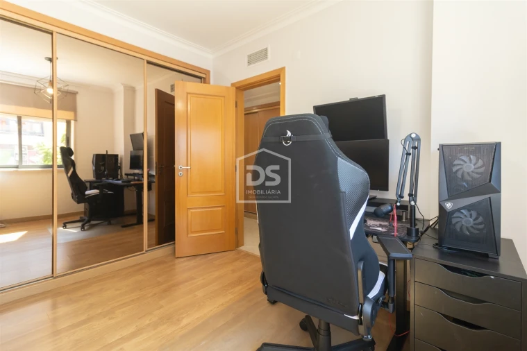 Apartamento T3 para Arrendamento em Alto do Seixalinho, Santo André e Verderena Foto 30