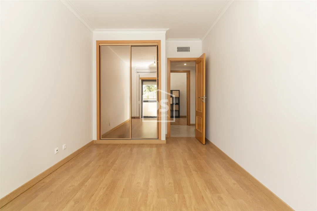 Apartamento T3 para Arrendamento em Alto do Seixalinho, Santo André e Verderena Foto 19