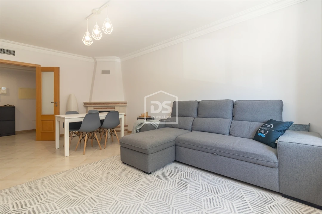 Apartamento T3 para Arrendamento em Alto do Seixalinho, Santo André e Verderena Foto 2