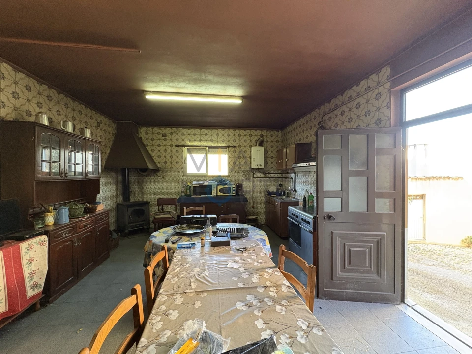 Moradia T2 para Venda em Ferradosa e Sendim da Serra Foto 7