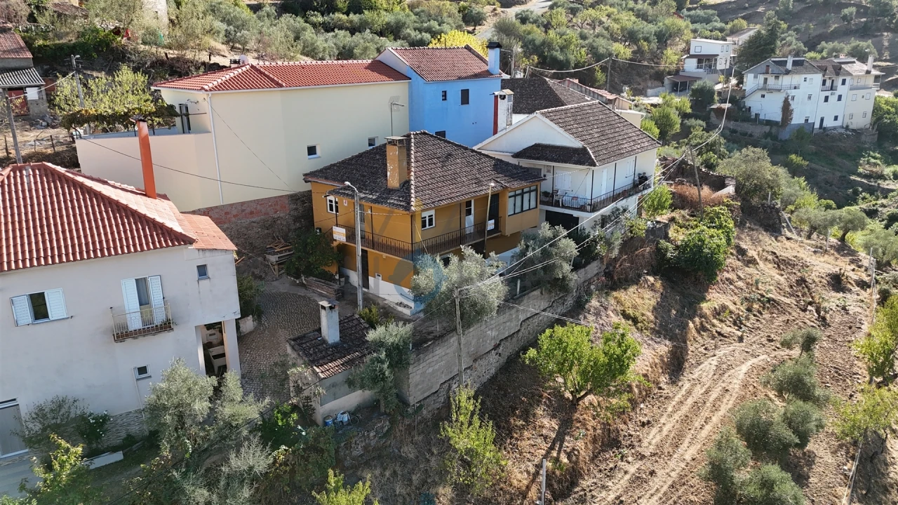 Moradia T2 para Venda em Ferradosa e Sendim da Serra Foto 26