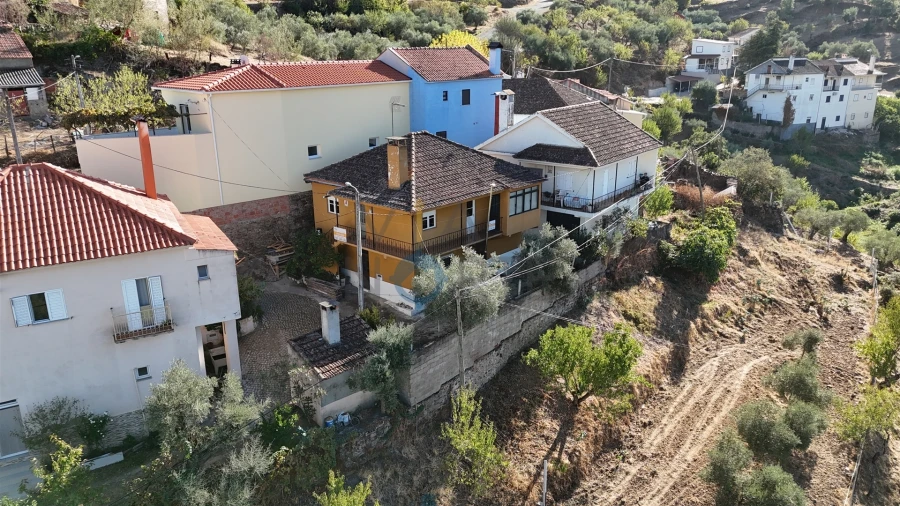 Moradia T2 para Venda em Ferradosa e Sendim da Serra Foto 26