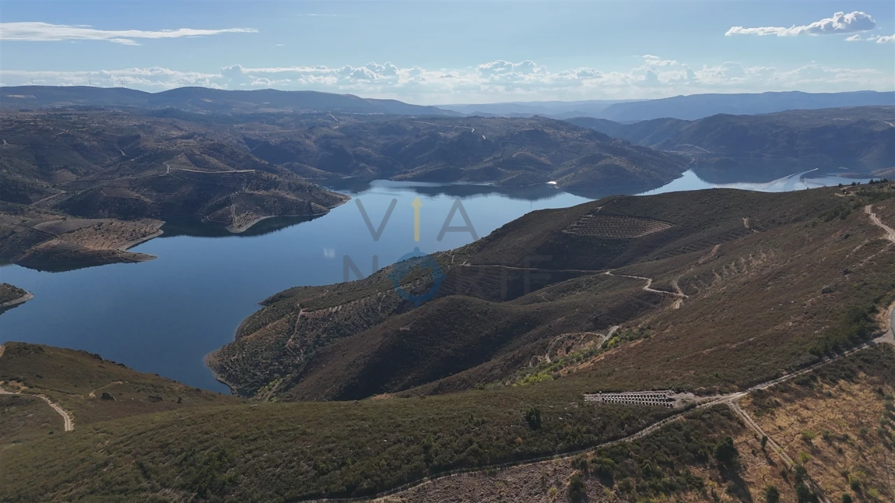 Moradia T2 para Venda em Ferradosa e Sendim da Serra Foto 31