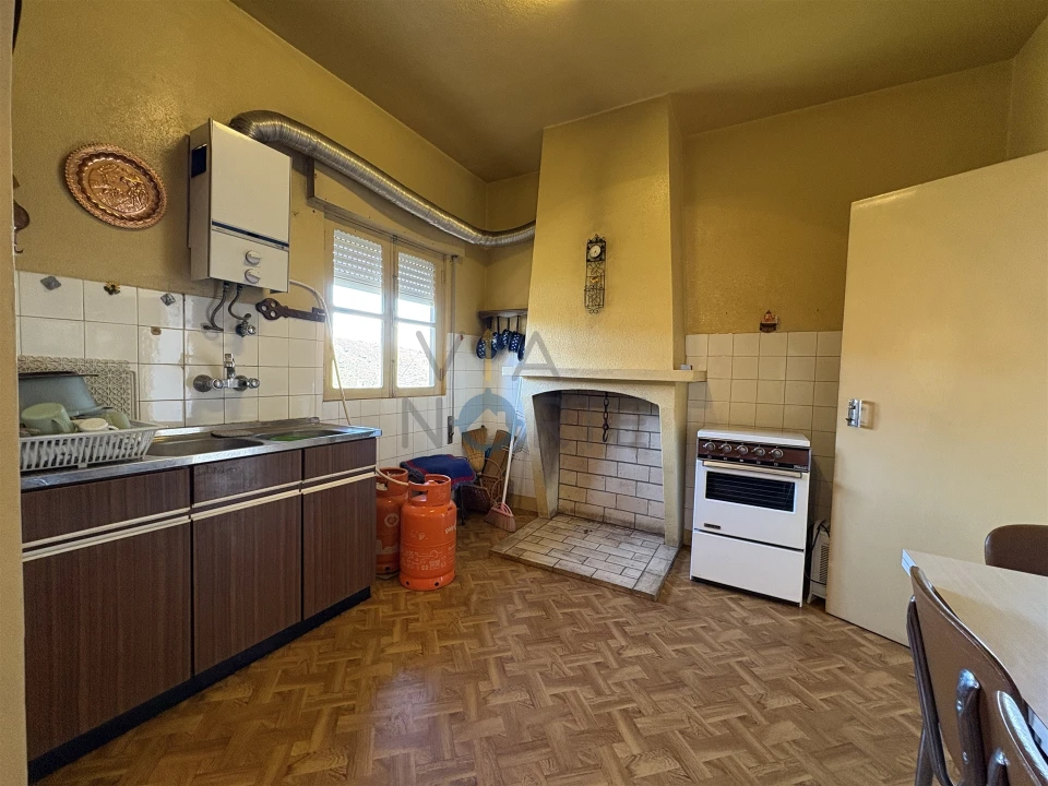 Moradia T2 para Venda em Ferradosa e Sendim da Serra Foto 17