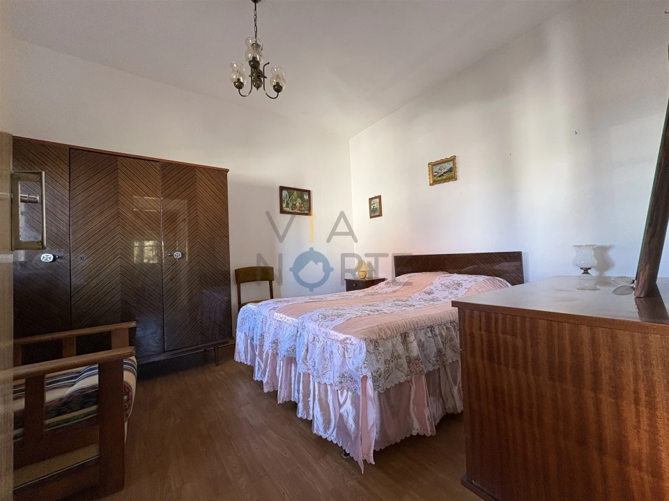 Moradia T2 para Venda em Ferradosa e Sendim da Serra Foto 21