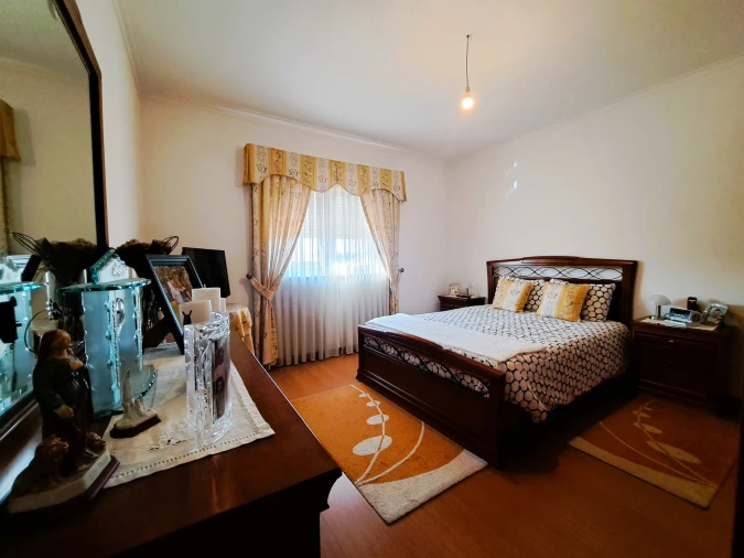 Moradia T3 para Venda em Carrazedo Foto 11