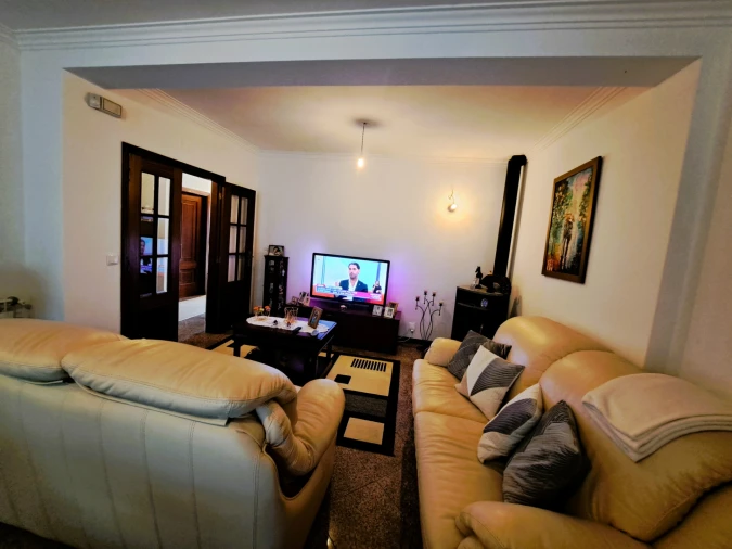 Moradia T3 para Venda em Carrazedo Foto 4