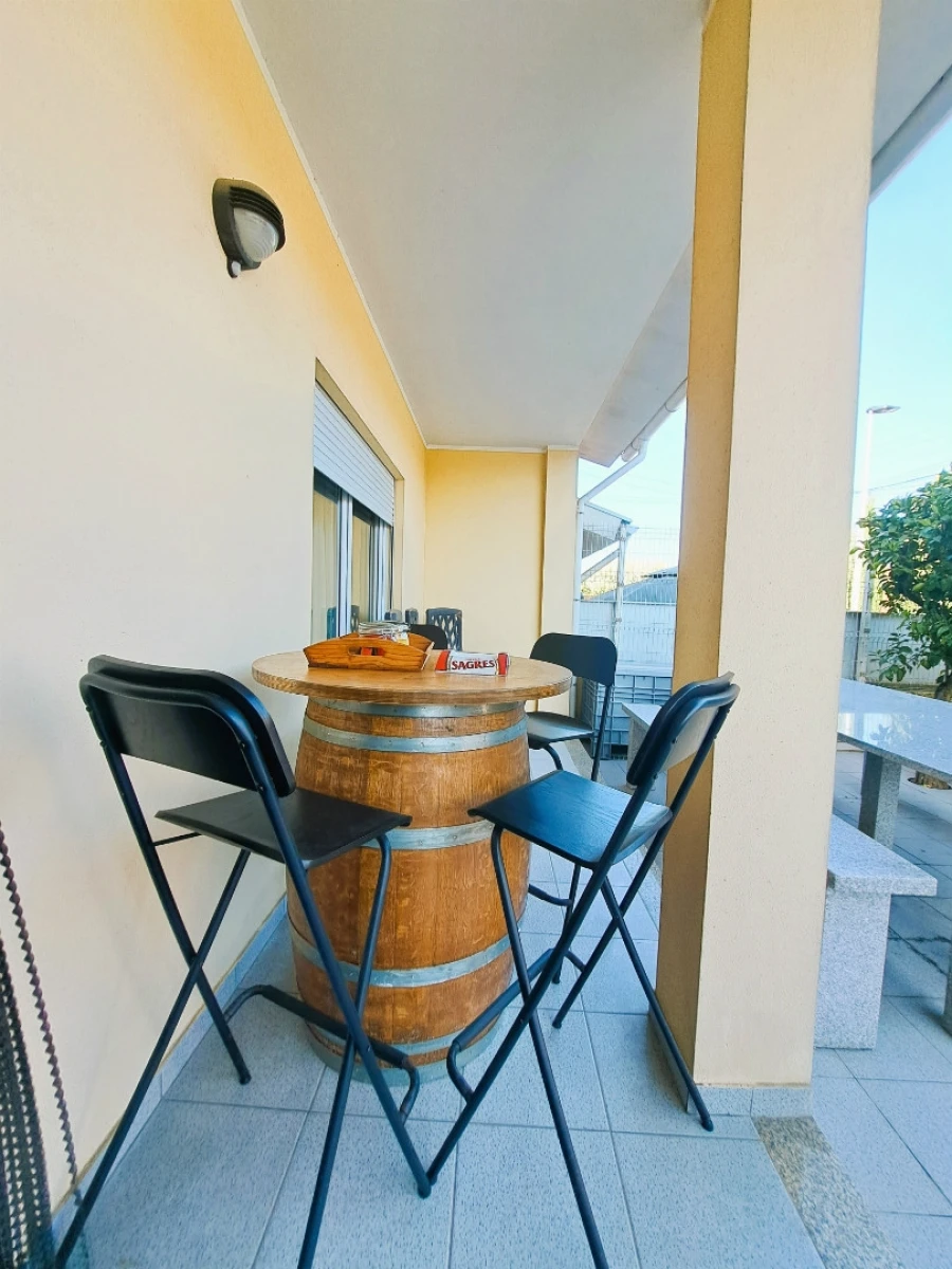 Moradia T3 para Venda em Carrazedo Foto 7