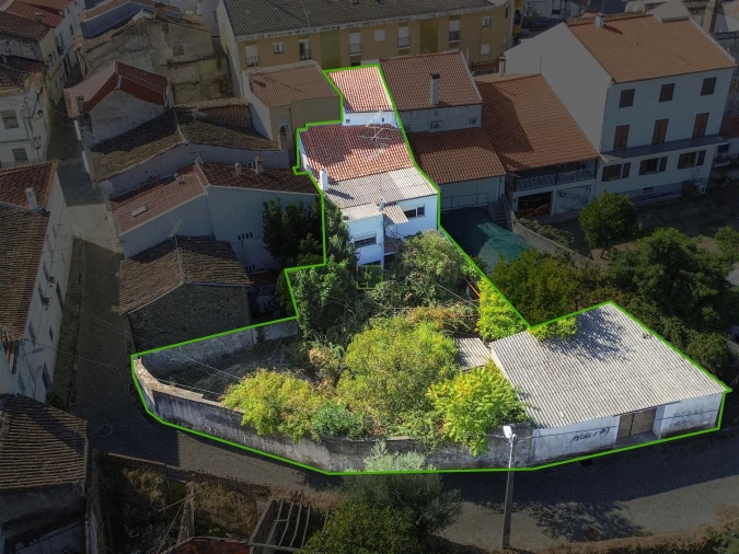 Moradia T9 para Venda em Fundão, Valverde, Donas, A. Joanes, A. Nova Cabo Foto 1