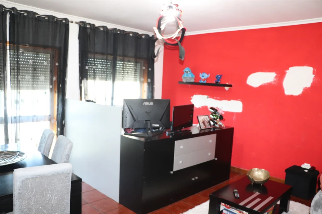 Apartamento T2 para Venda em Carvalhosa Foto 18