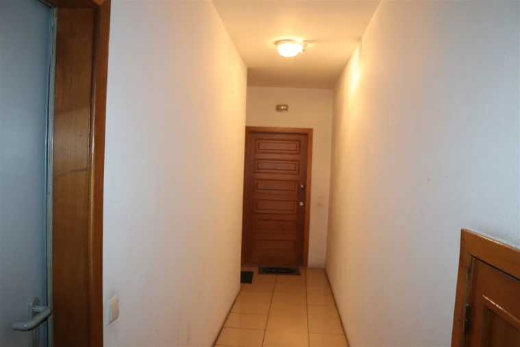 Apartamento T2 para Venda em Carvalhosa Foto 4
