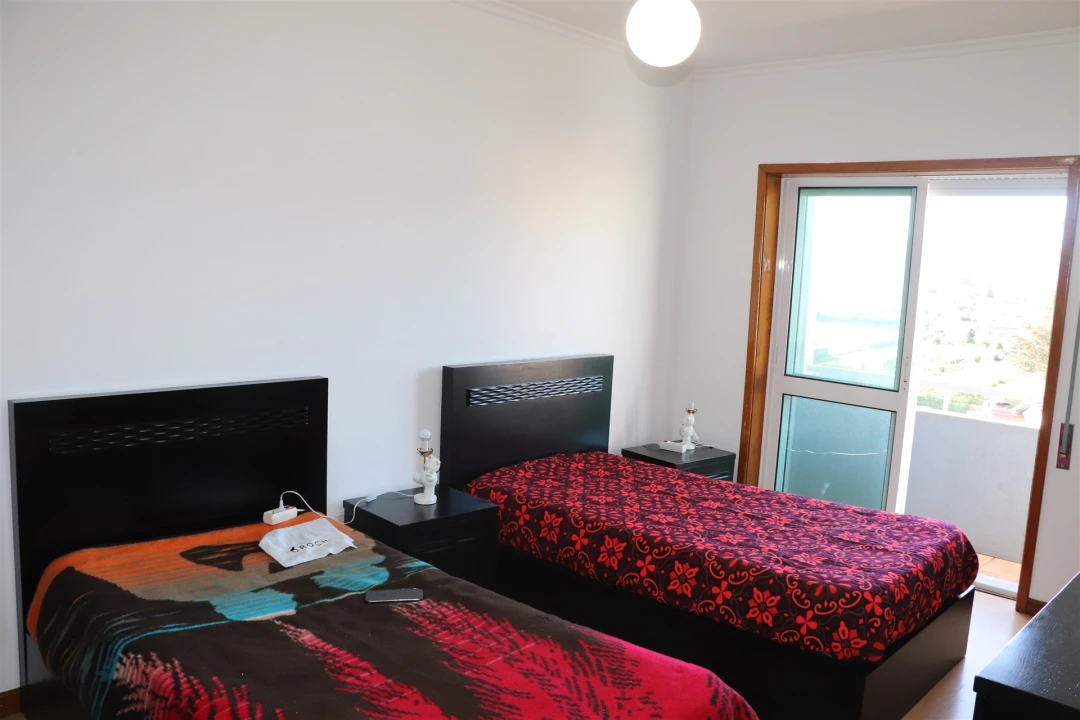 Apartamento T2 para Venda em Carvalhosa Foto 6