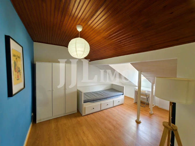 Apartamento T2 para Venda em Santo António Foto 15