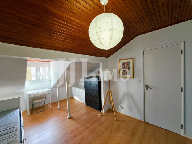 Apartamento T2 para Venda em Santo António Foto 16