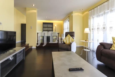 Moradia T3 para Venda em Carcavelos e Parede