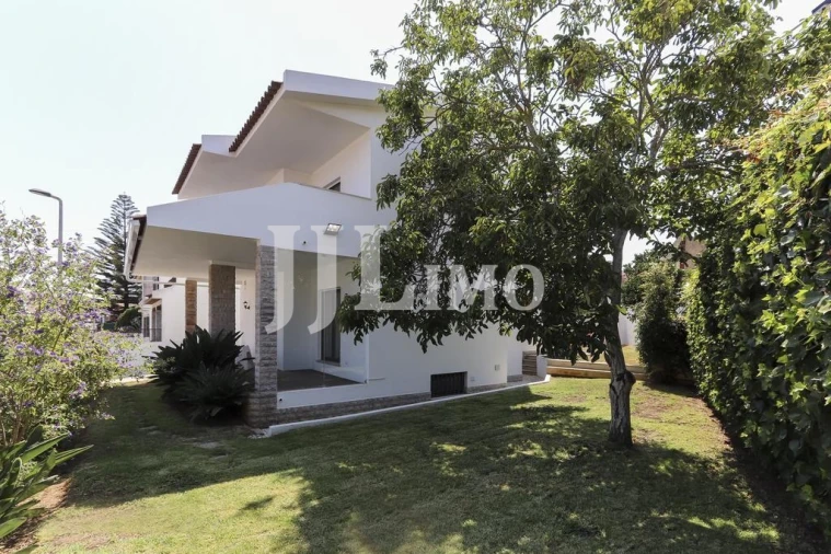 Moradia T3 para Venda em Carcavelos e Parede Foto 35