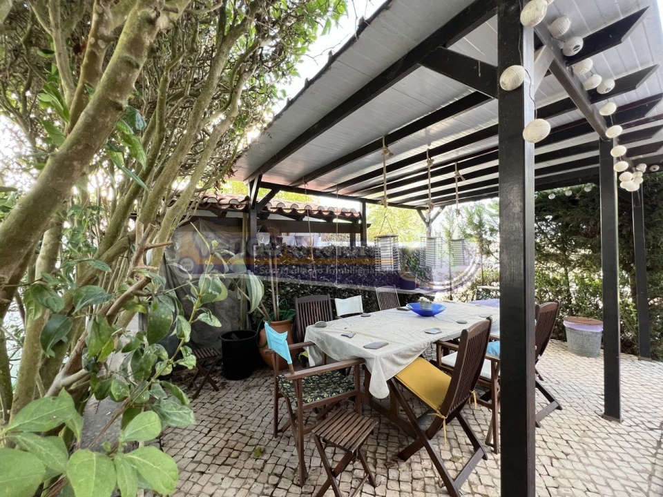 Moradia T4 para Venda em Santo Estêvão Foto 6