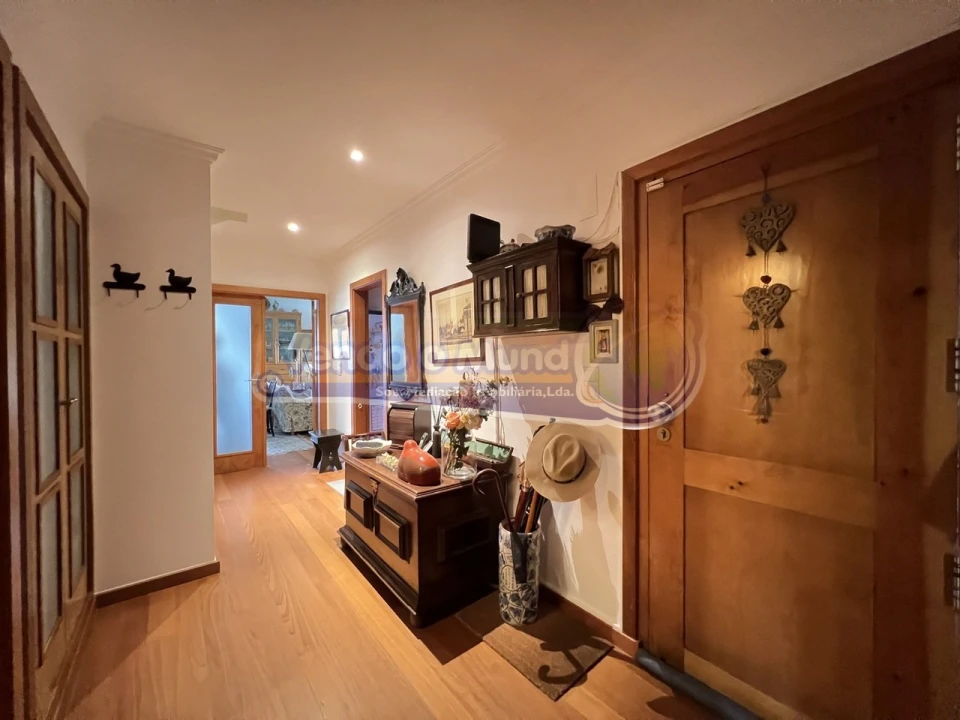 Moradia T4 para Venda em Santo Estêvão Foto 9