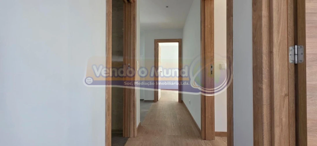 Moradia T4 para Venda em Alverca do Ribatejo e Sobralinho Foto 13