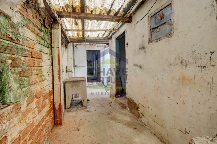 Moradia T1 para Venda em Bombarral e Vale Covo Foto 14