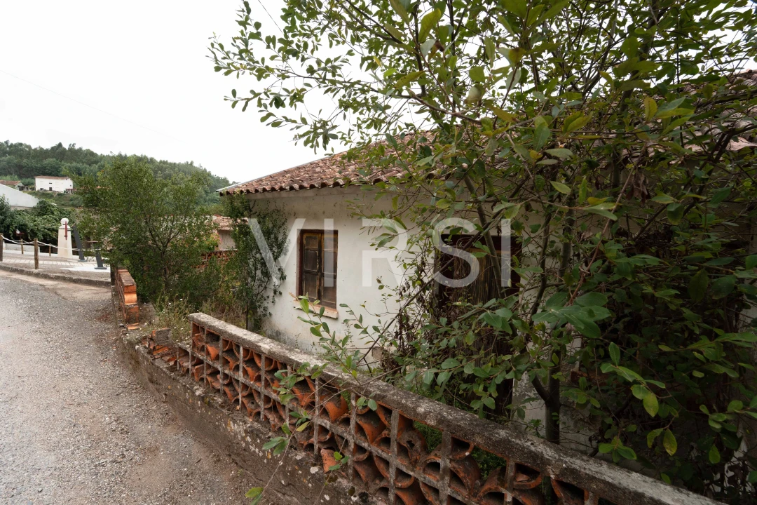 Moradia T3 para Venda em Lamas Foto 3