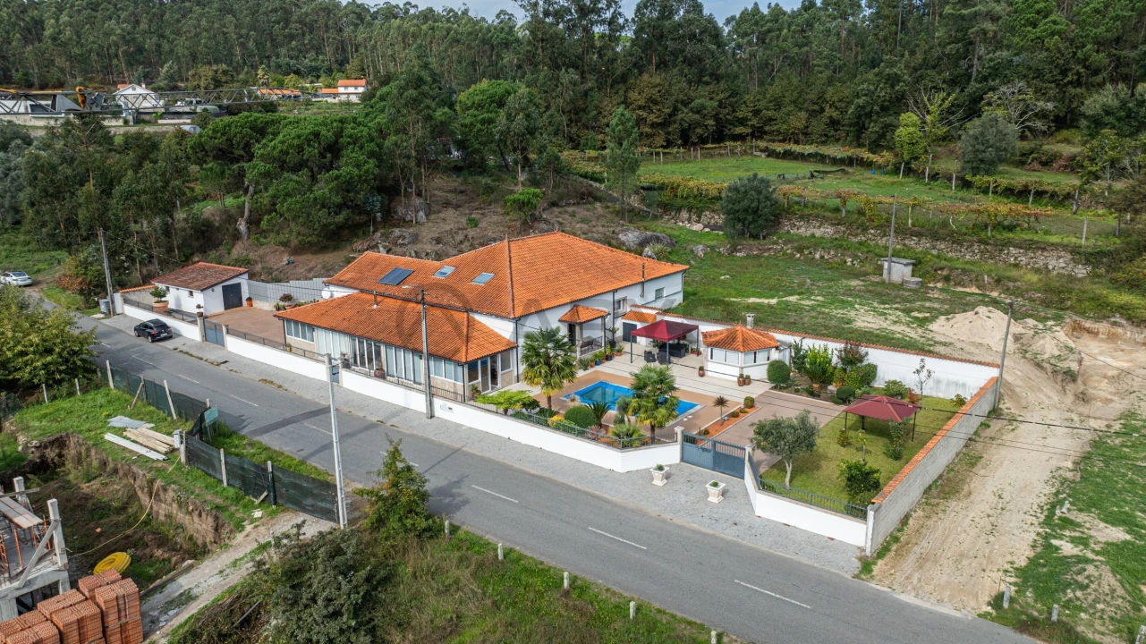 Moradia T5 para Venda em Ardegão, Freixo e Mato Foto 2