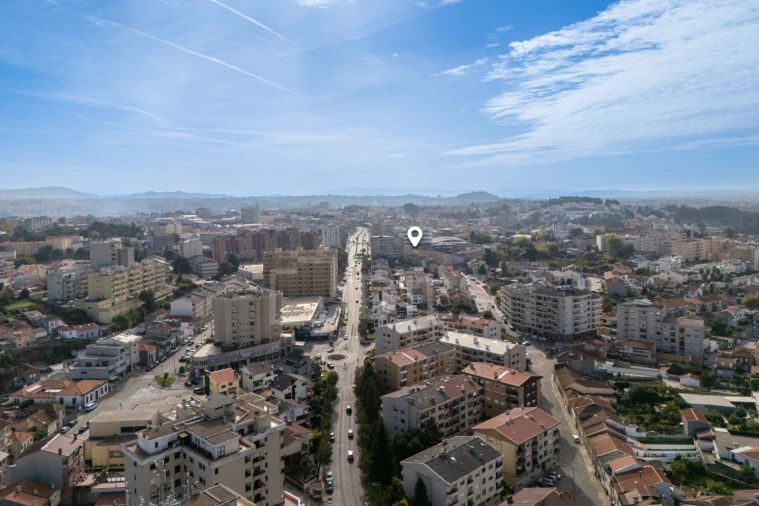 Prédio para Venda em Rio Tinto Foto 14
