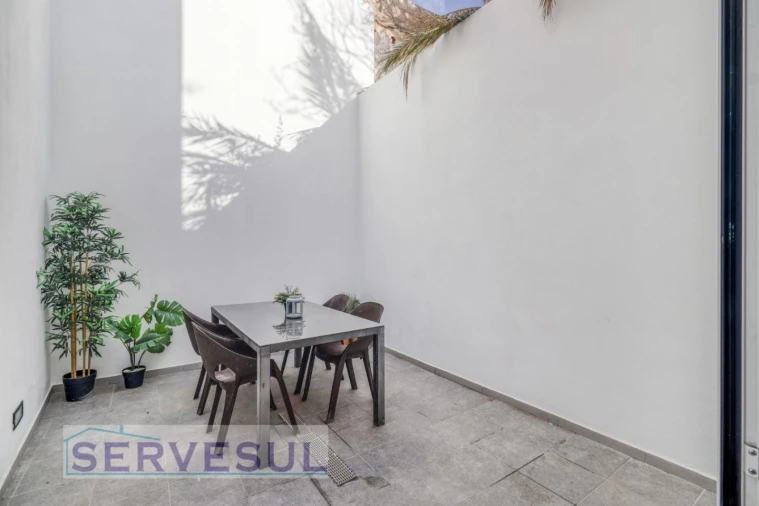 Moradia T2 para Venda em Silves Foto 11