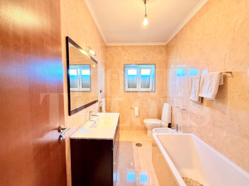 Moradia T3 para Venda em Mancelos Foto 18